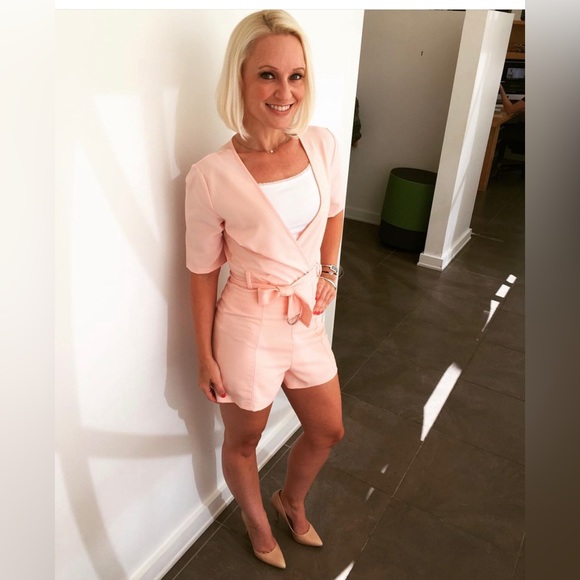 Pink Romper with belt - Picture 8 of 8